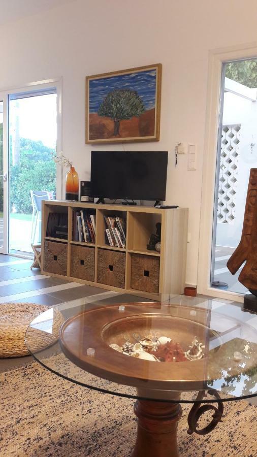 איקסיה Villa Elpiniki מראה חיצוני תמונה