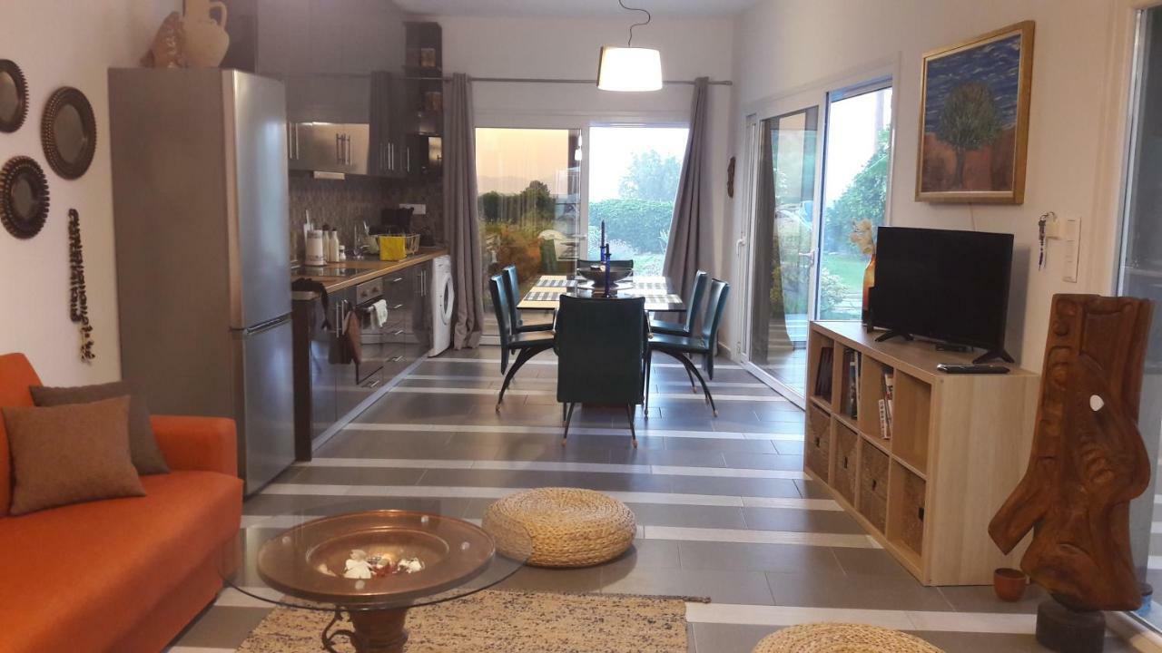 איקסיה Villa Elpiniki מראה חיצוני תמונה